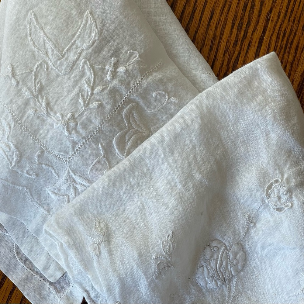 Set of 2 Vintage White Embroidered Handkerchiefs